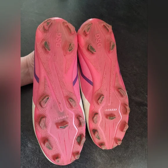 Youth Soccer Cleats Girls 5 - Picture 4 of 4